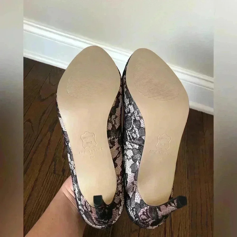 Ann Taylor Women’s 8 Black Lace Shimmer Pink Pump w/3.5” Heel - NEW IN BOX!! - Picture 6 of 11